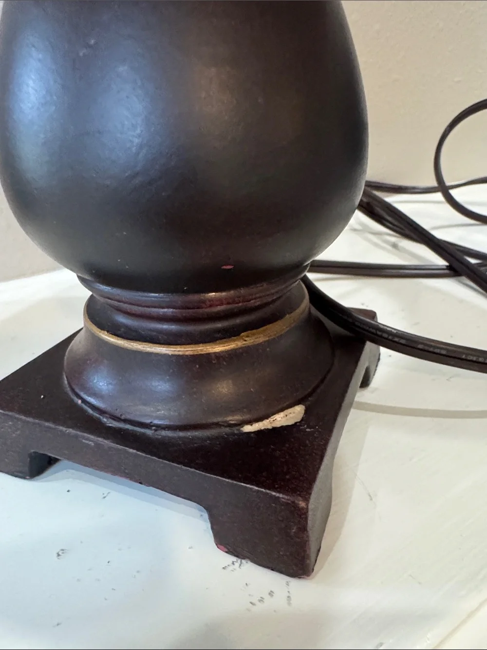 Classic Cream Table Lamp with Dark Base